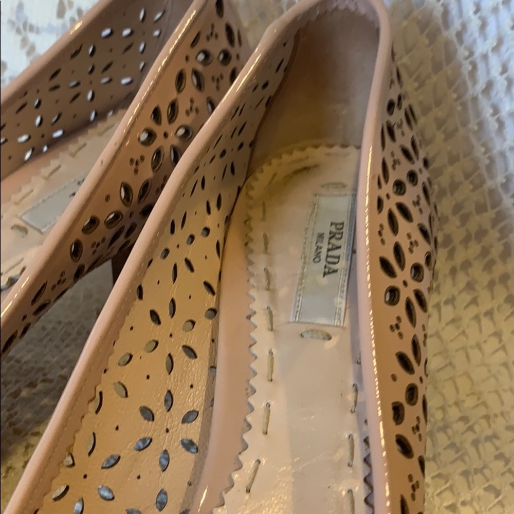 Pink Prada pumps - Picture 2 of 5